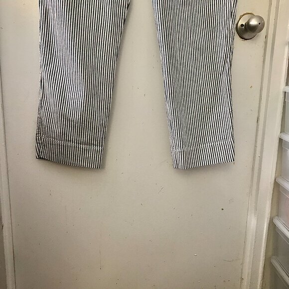 Women GAP Capri Style Striped Pants - Size 16 Tall - Picture 5 of 8